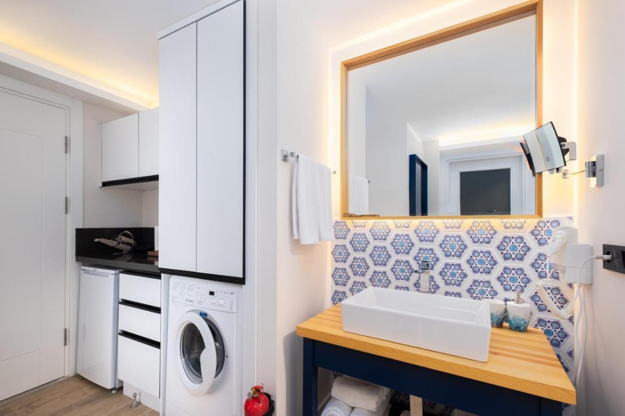 Ece Marina Suites Fethiye Buitenkant foto
