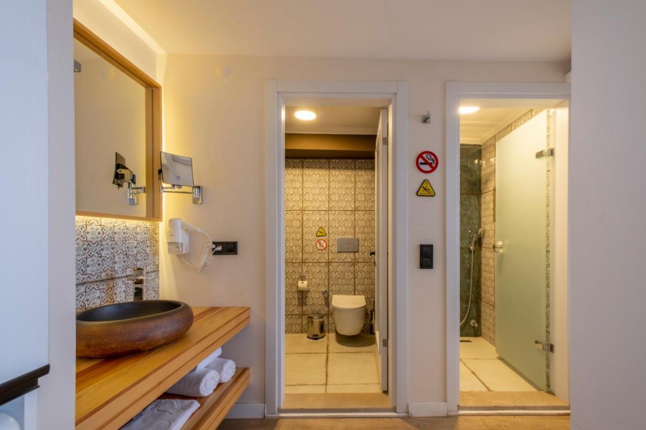 Ece Marina Suites Fethiye Buitenkant foto