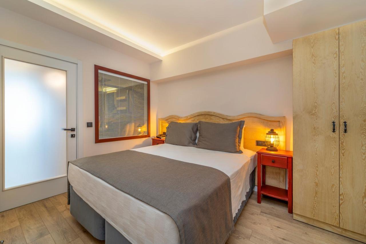 Ece Marina Suites Fethiye Buitenkant foto