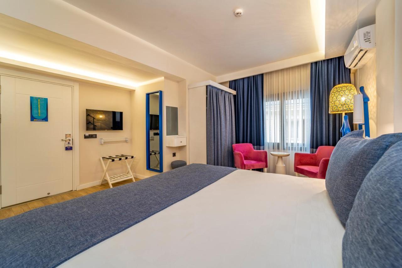 Ece Marina Suites Fethiye Buitenkant foto