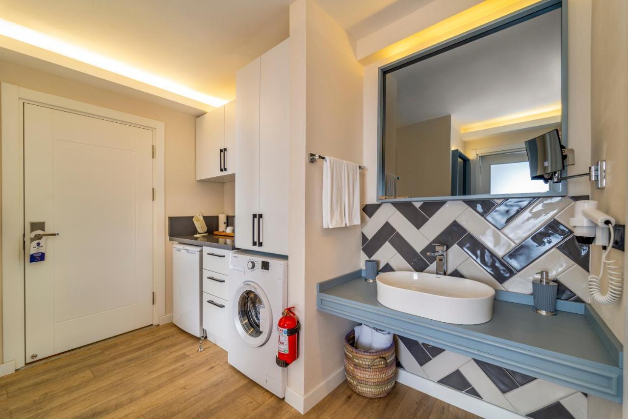 Ece Marina Suites Fethiye Buitenkant foto