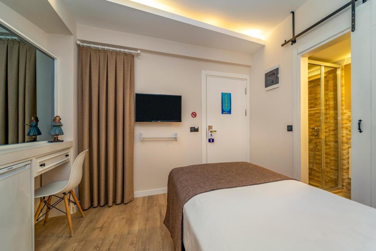 Ece Marina Suites Fethiye Buitenkant foto