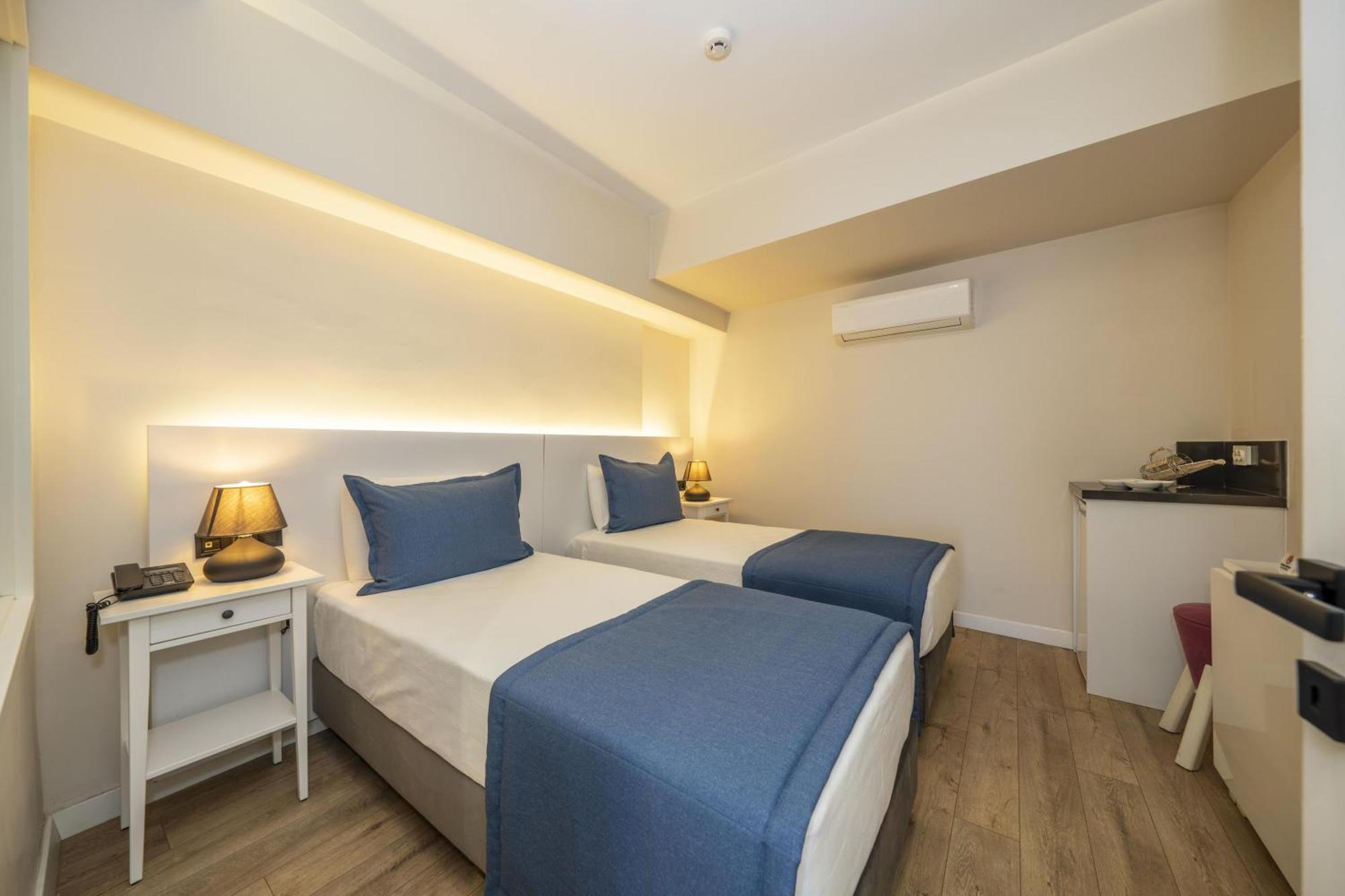 Ece Marina Suites Fethiye Buitenkant foto