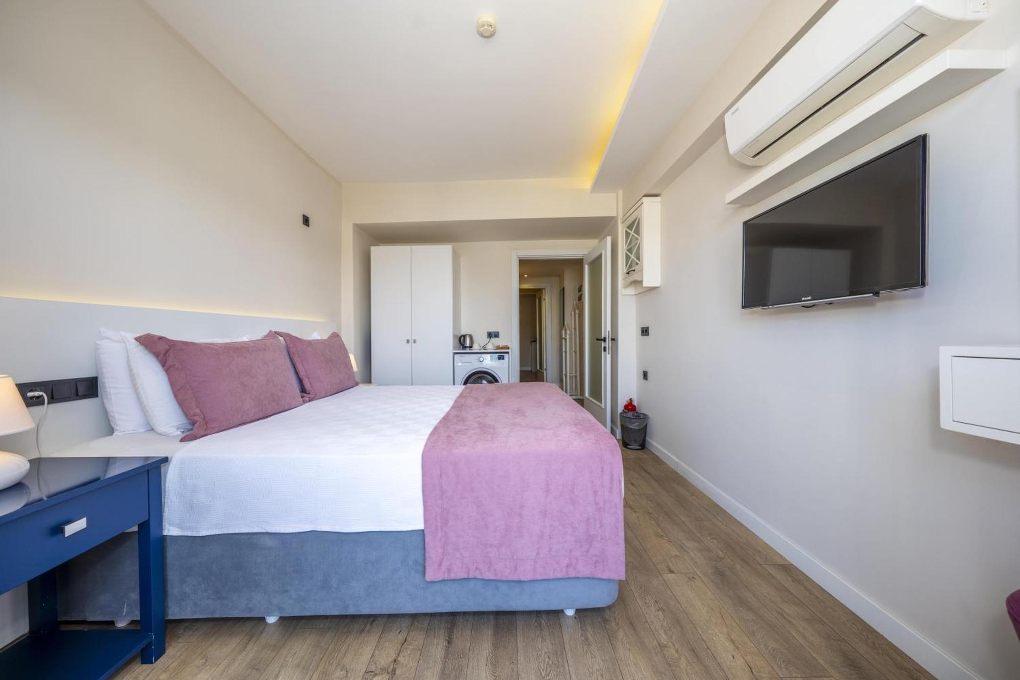 Ece Marina Suites Fethiye Buitenkant foto