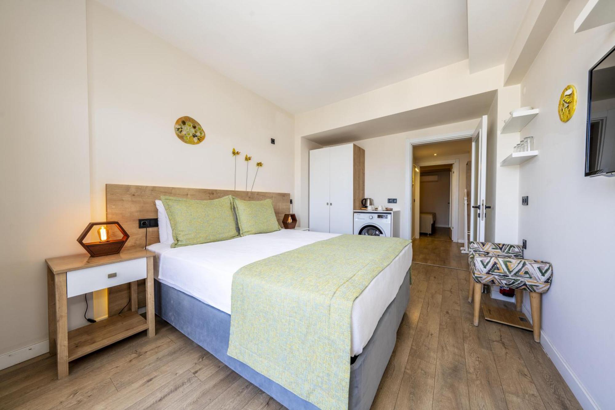Ece Marina Suites Fethiye Buitenkant foto