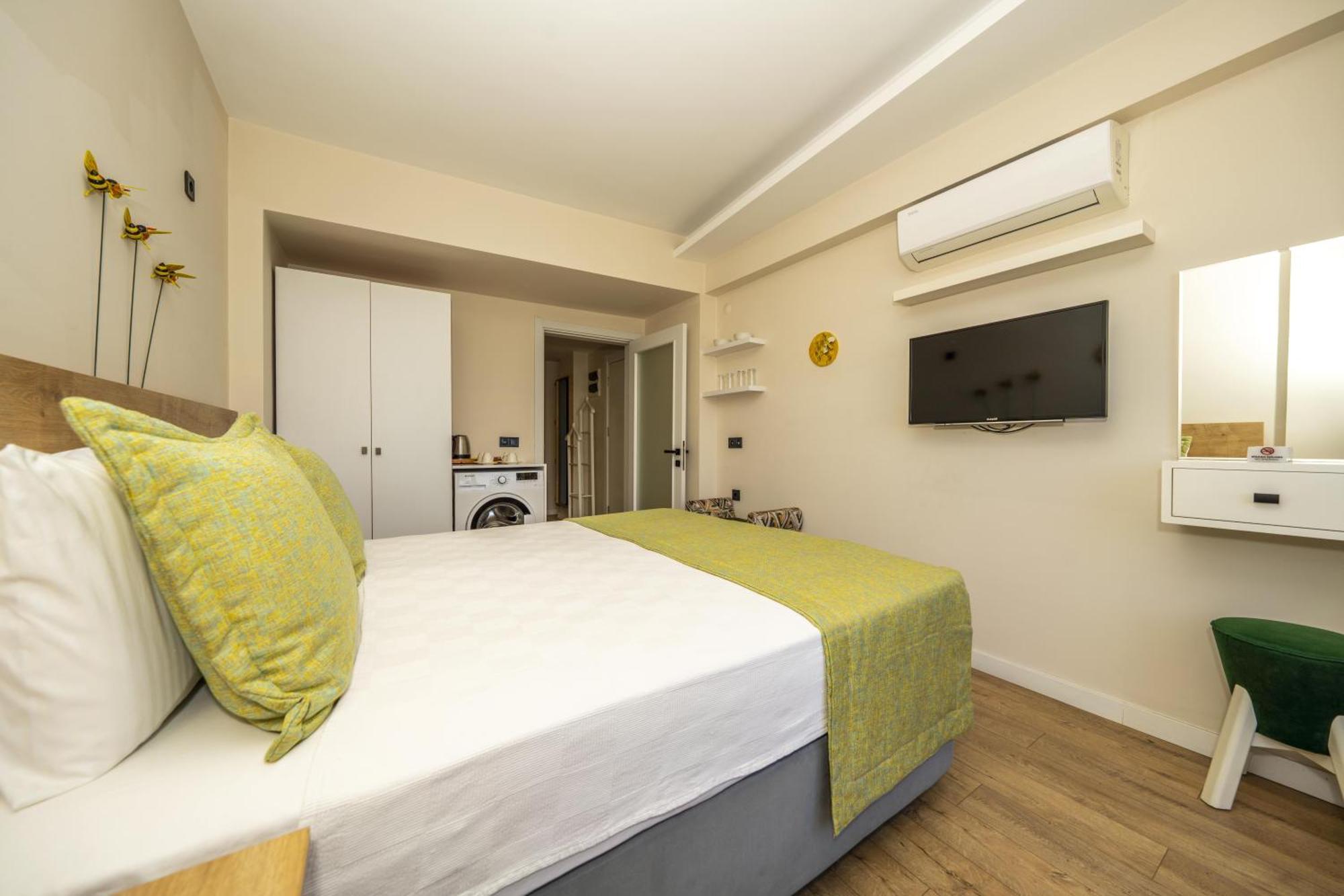 Ece Marina Suites Fethiye Buitenkant foto